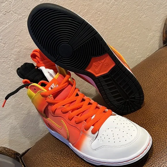 Brand New Rare Nike SB Dunk High Orange/Yellow Sweet Tooth Candy Corn Sneakers!